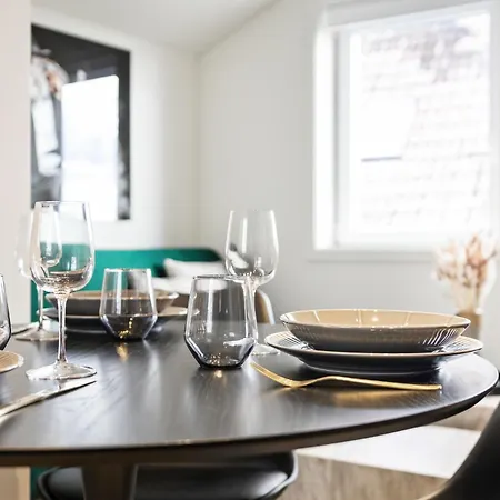 Apartment Luxury In Charming Area *